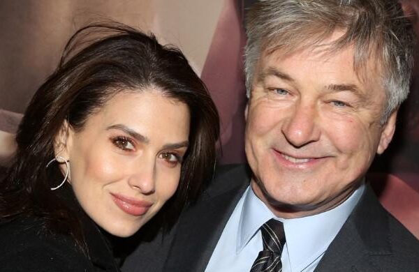 hilaria-baldwin-continues-to-treat-husband-alec-baldwin-like-‘dirt:’-source